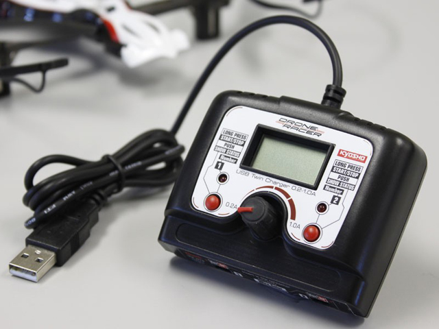 KYOSHO DRBW005 USB ツインチャージャー 0.2-1.0A(DRONE RACER) KYOSHO DRBW005 USB ツインチャージャー 0.2-1.0A(DRONE RACER)
