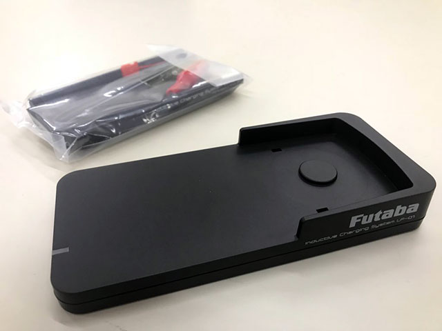 FUTABAãBB1173ãICS LF-01ã7PX/4PVç¨LiFeé»æ± å°ç¨éæ¥è§¦åé»å¨ã»ãã