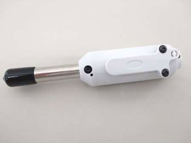 AMR　AMR-028W　AMRプラグブースター(ホワイト/LEDパイロットランプ付)