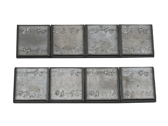 ASSOCIATED　1595　シャーシウェイト【1/4oz・約7g】