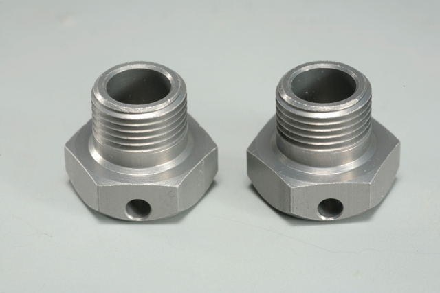MUGEN　E0241a　ワイド オフセット ホイール ハブ (2mm)