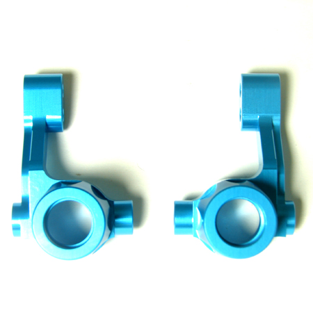 KM GROUP　KM-CR-063B　CR-01用アルミステアリングナックル (ブルー）