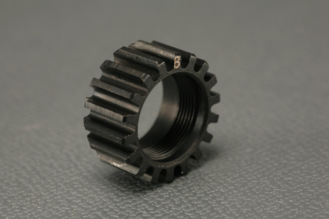 MUGEN T0733 1ST. ピニオンギヤ 18T(スチール) MUGEN T0733 1ST. ピニオンギヤ 18T(スチール)